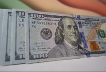 华尔街乐观押注：利率降幅将远超美联储预测-程序员中文网