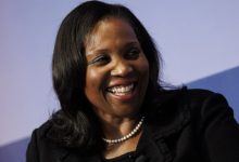 特朗普威胁罢免美联储理事库克，盟友央行大会现场质问库克、被驱离会场-程序员中文网